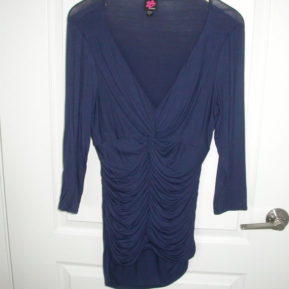 Navy Blue Rauched Deep V-neck Tunic - Picture 5 of 6